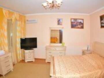 Улучшенный двухместный номер Делюкс с 1 кроватью или 2 отдельными кроватями в Гостевом доме Приморский парк- Rooms-park