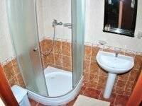 Фотографии номера Двухместный номер Делюкс с 1 кроватью или 2 отдельными кроватями в Гостевом доме Приморский парк- Rooms-park Ялта