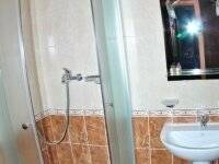 Фотографии номера Улучшенный двухместный номер Делюкс с 1 кроватью или 2 отдельными кроватями в Гостевом доме Приморский парк- Rooms-park Ялта