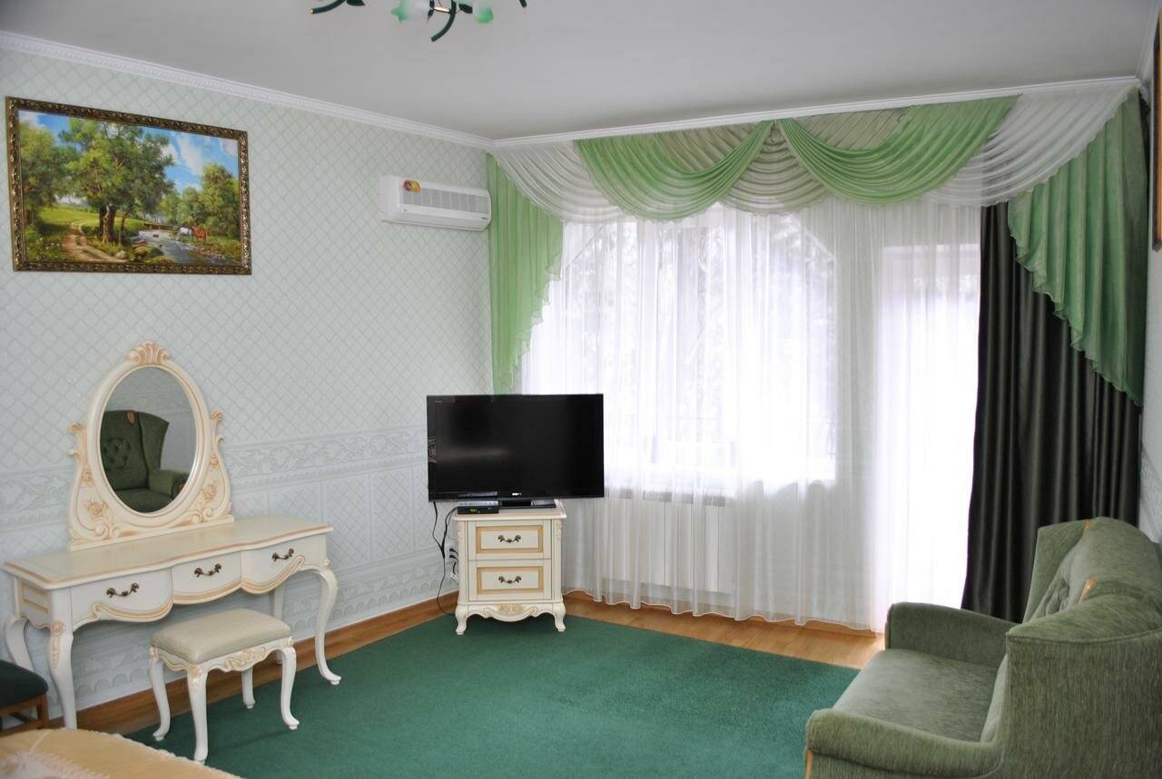 Фото Гостевого дома Приморский парк- Rooms-park Ялта 11