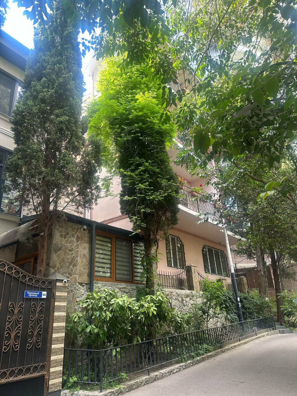 Фото Гостевого дома Приморский парк- Rooms-park Ялта 58