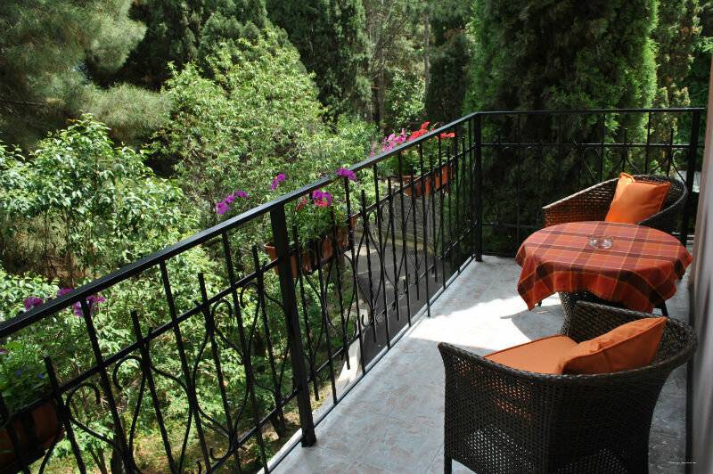 Фото Гостевого дома Приморский парк- Rooms-park Ялта 50