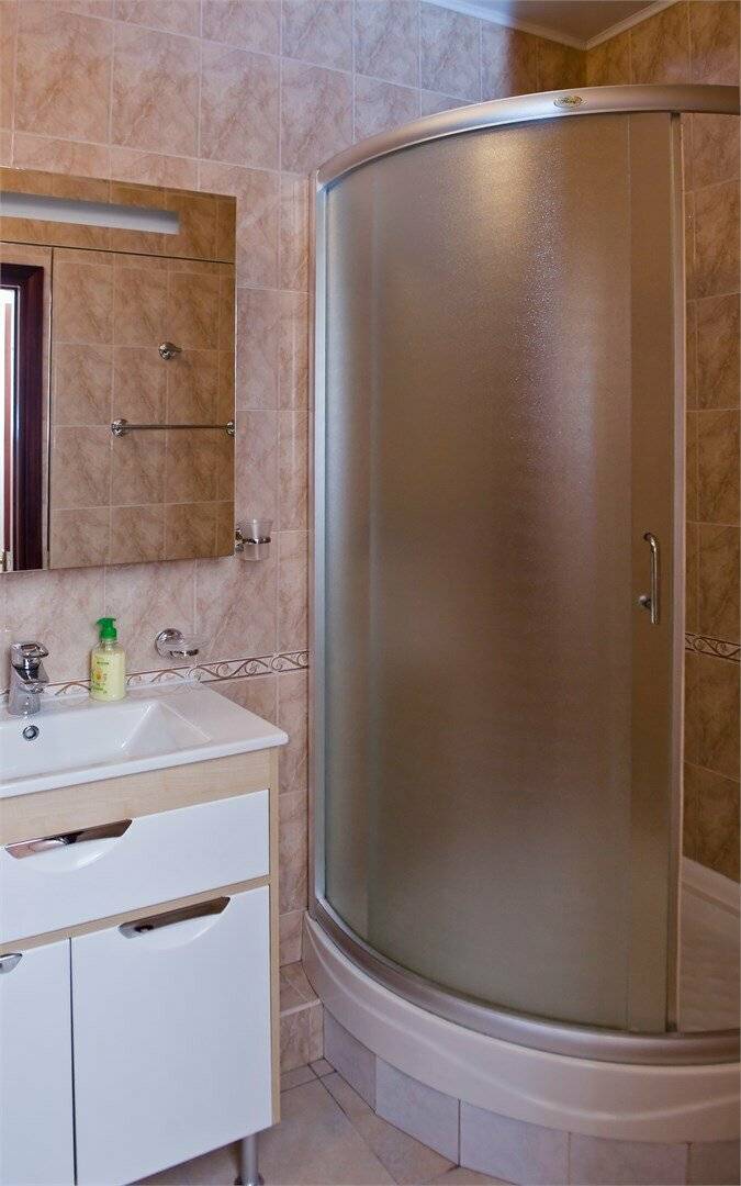 Фотографии номера Двухместный номер Делюкс с 1 кроватью или 2 отдельными кроватями в Гостевом доме Приморский парк- Rooms-park Ялта